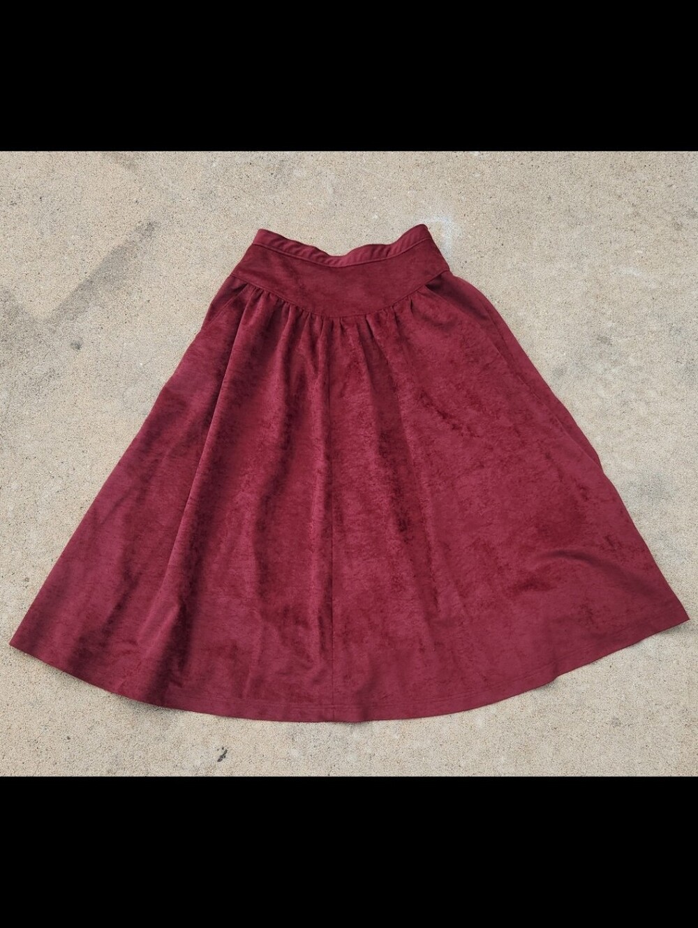 Maroon Vintage Skirt Size Small